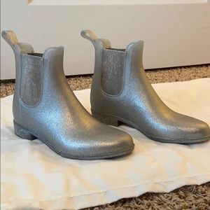 Jcrew glitter rain boots!